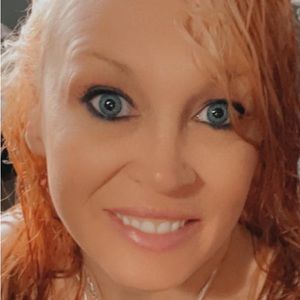 Meet your Posher, Alicia